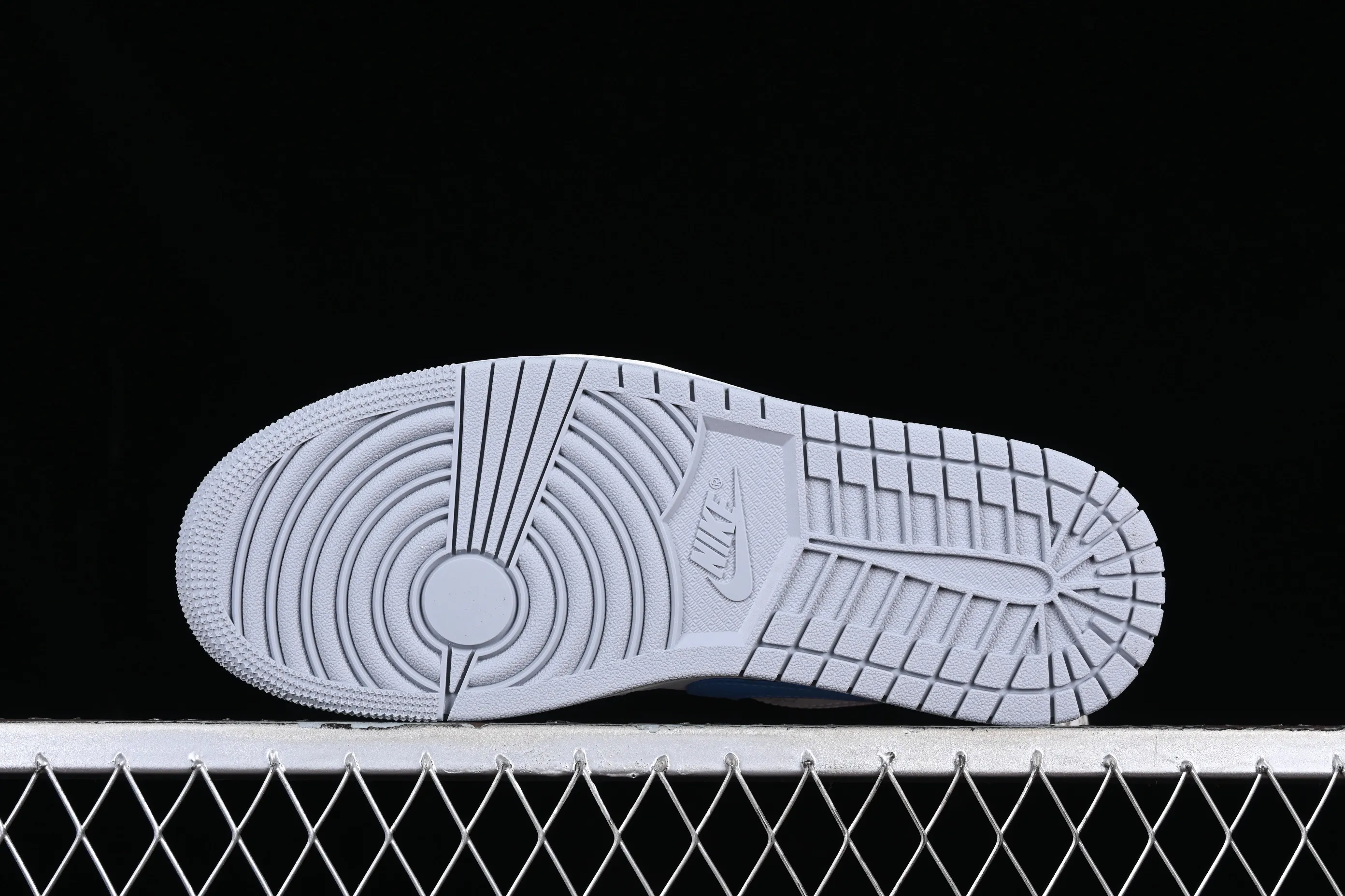 All categories Air Jordan Jordan series basketball shoes Air Jordan 1 Low G version pure original Air Jordan 1 Low "Born To Fly" AJ1 Joe 1 blue and white flame FJ7219-441